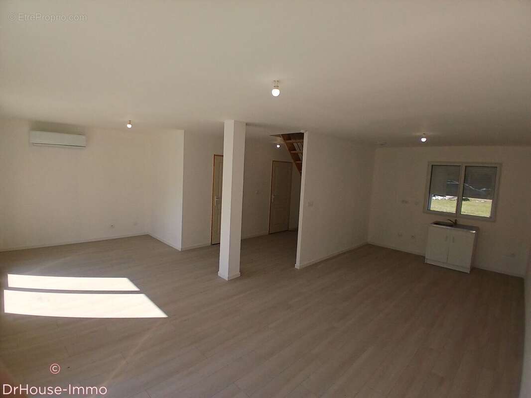 Maison 100 m² à Aiguebelle  - photo 3