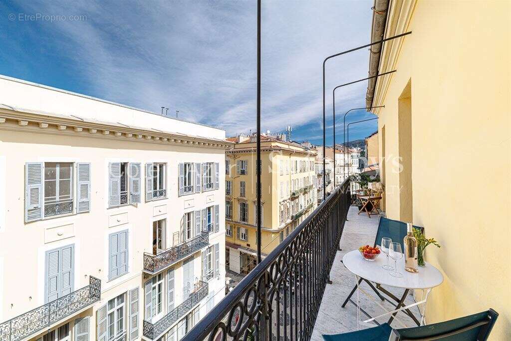 Appartement à NICE