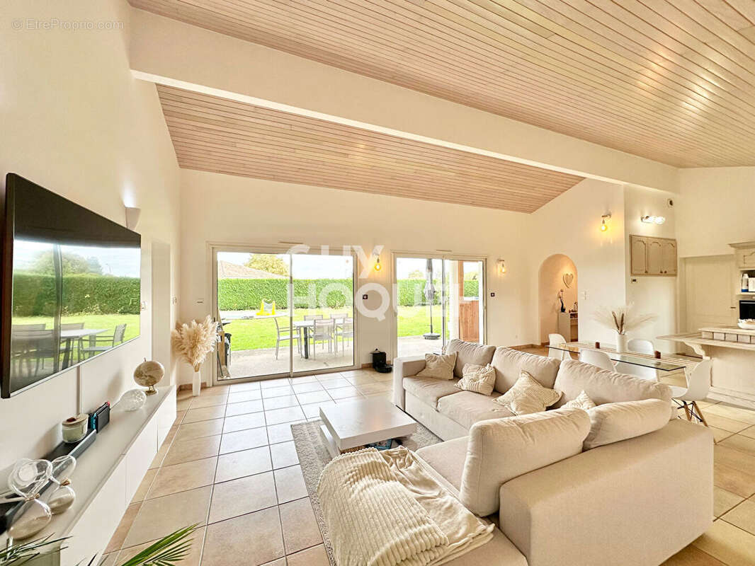 Maison à HAGETMAU