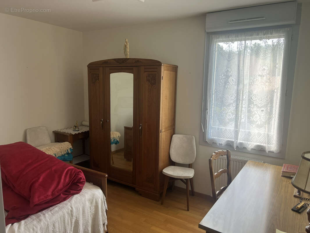 Appartement à CHAROLLES