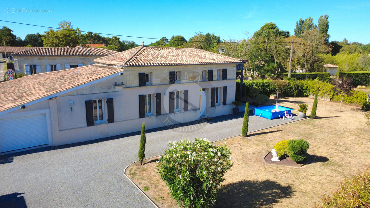 Maison à SAINT-CIERS-D'ABZAC