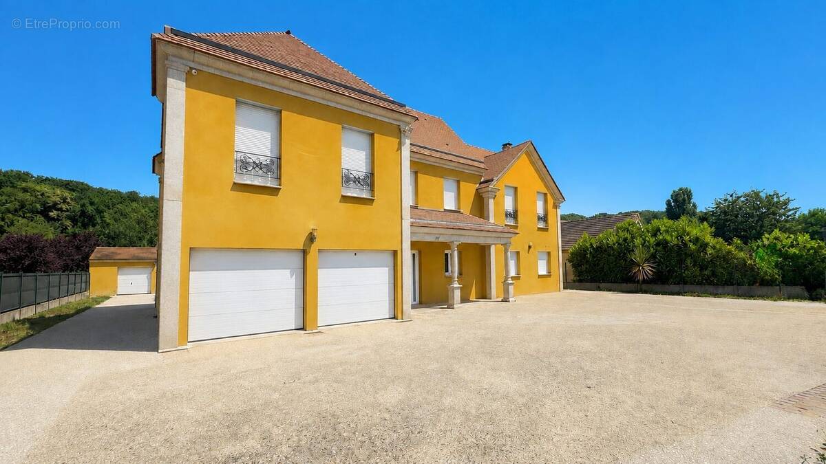 Maison à LIMOURS