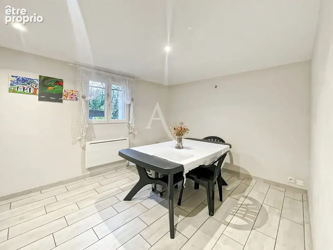 Deux habitations indépendantes sur un même terrain ! Trentels - 151 m2 - photo 11