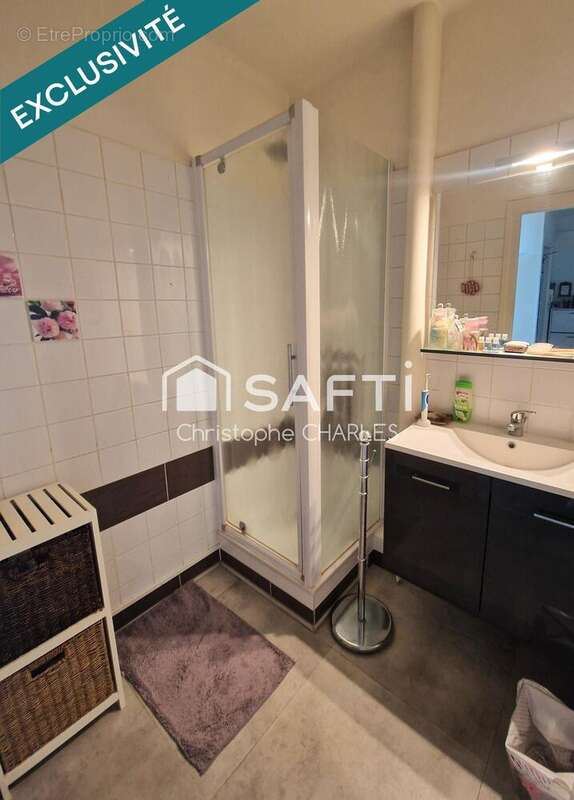 Photo 9 - Appartement à VILLEURBANNE