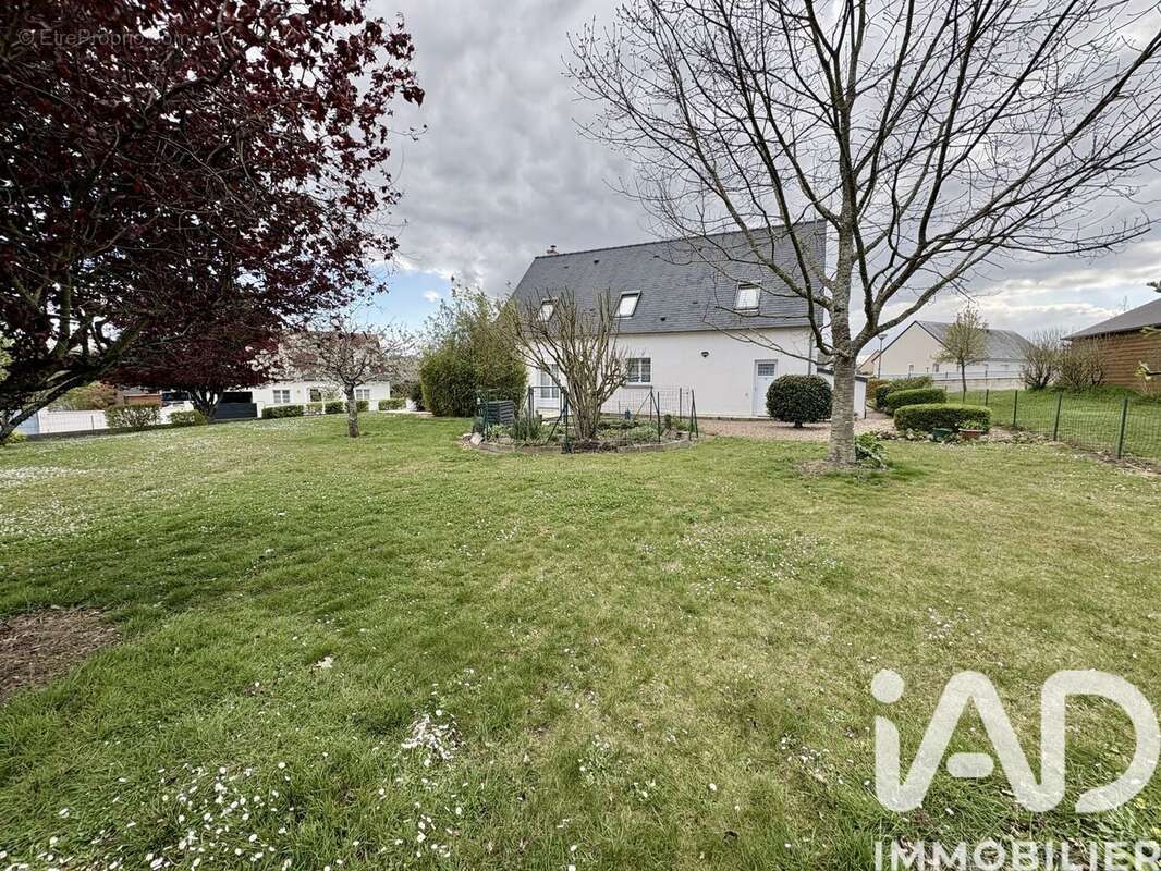 Photo 4 - Maison à VILLEDOMER