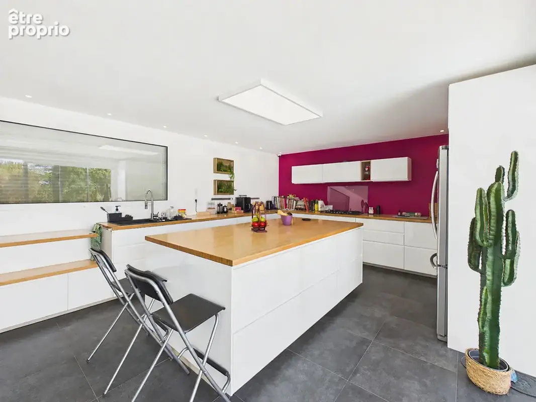 Maison  304m²  sur parcelle de 3304m²  annonay  07100 proche golf - photo 6