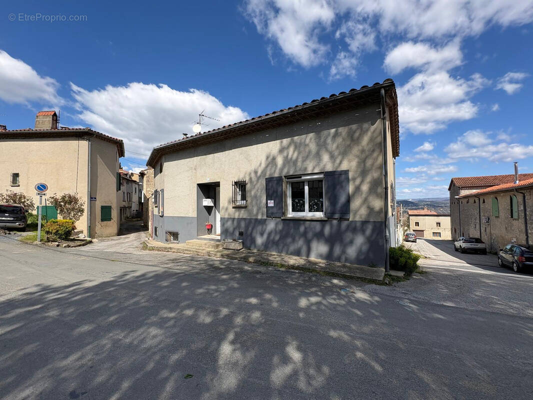 Maison à AIGUEFONDE