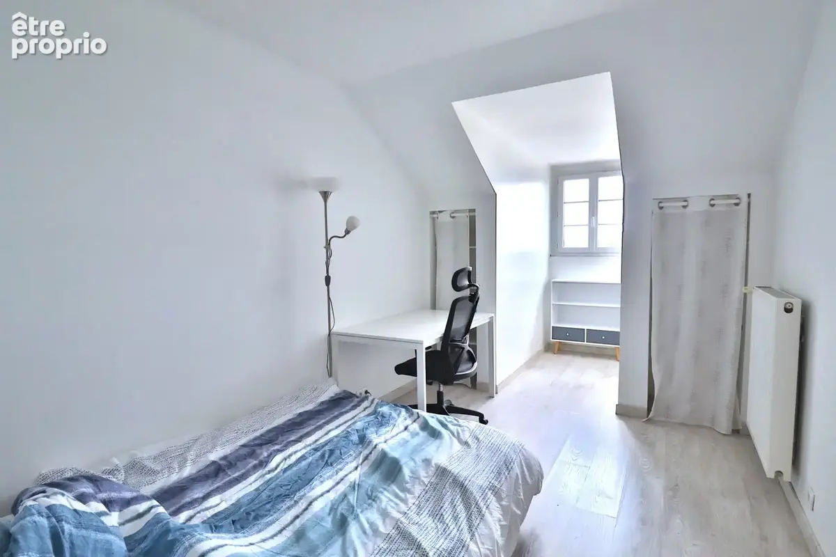 Appartement T5 en duplex de 97 m2 avec 4 chambres et deux places de parking - photo 6