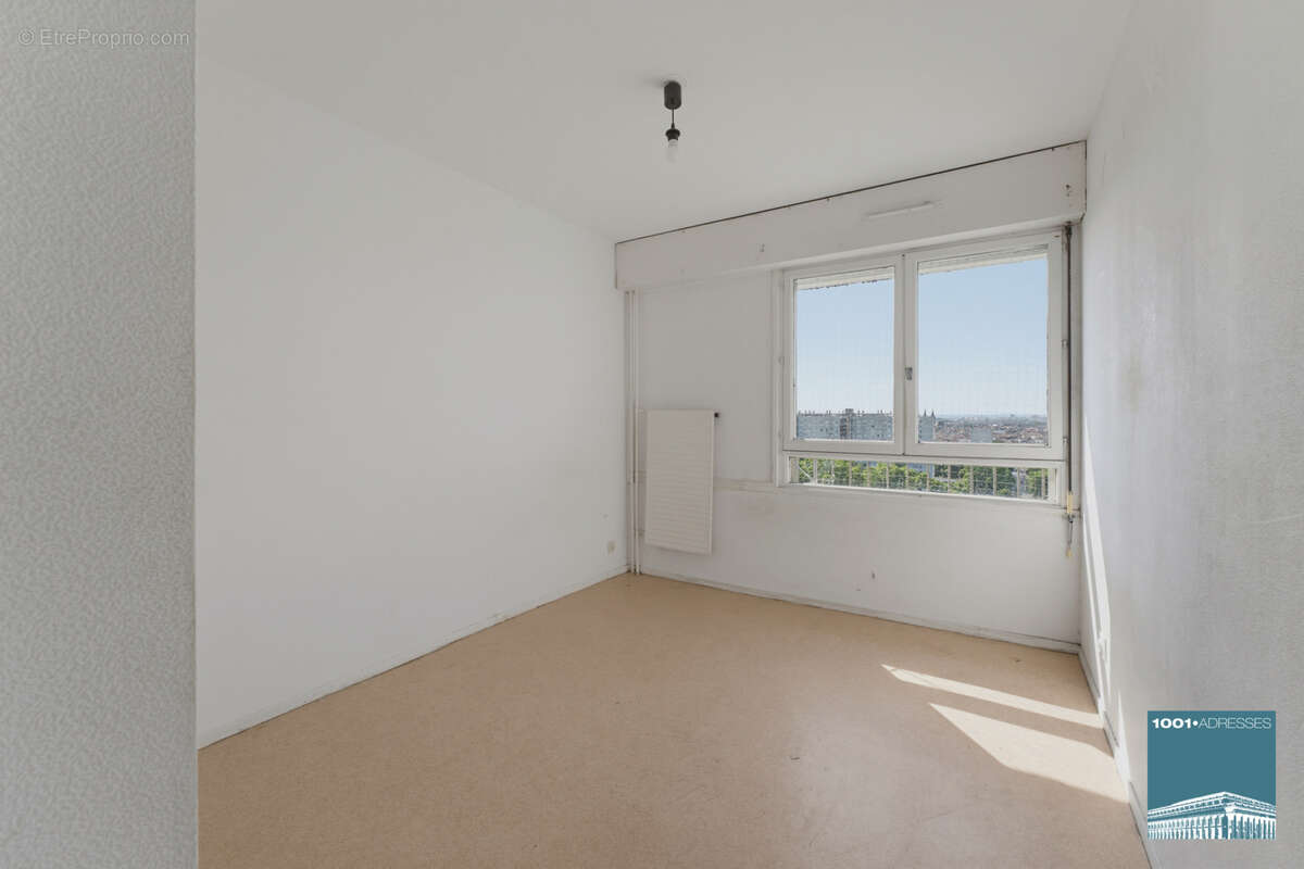 Appartement deux pièces de 48m2 disposant d'un cellier et d'une place de parking privative - photo 8