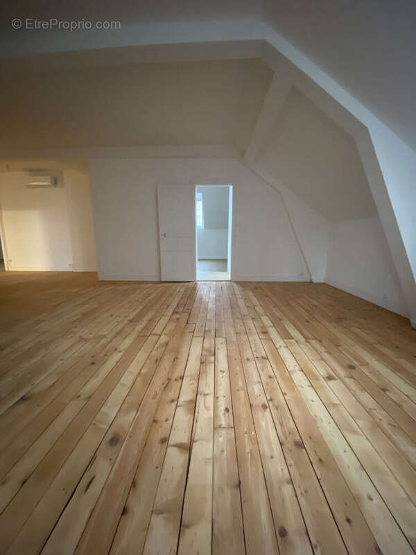 Appartement à SAINT-QUENTIN