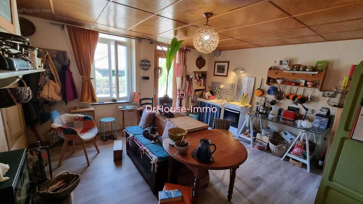 Maison à LA FORET-DU-TEMPLE