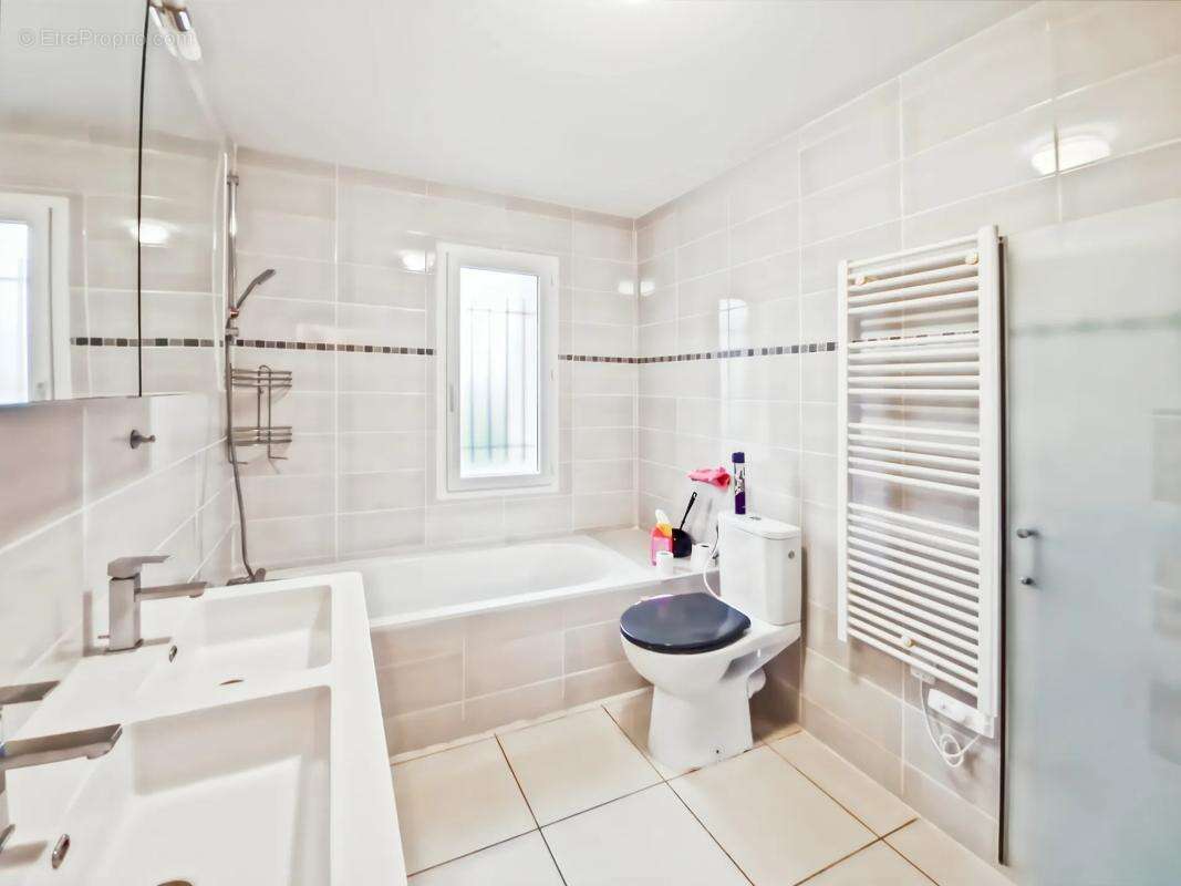 Maison à CHATELLERAULT