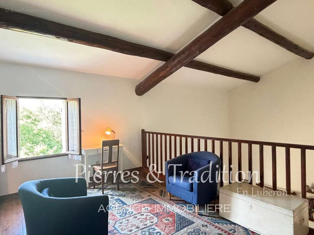 Maison à SAIGNON