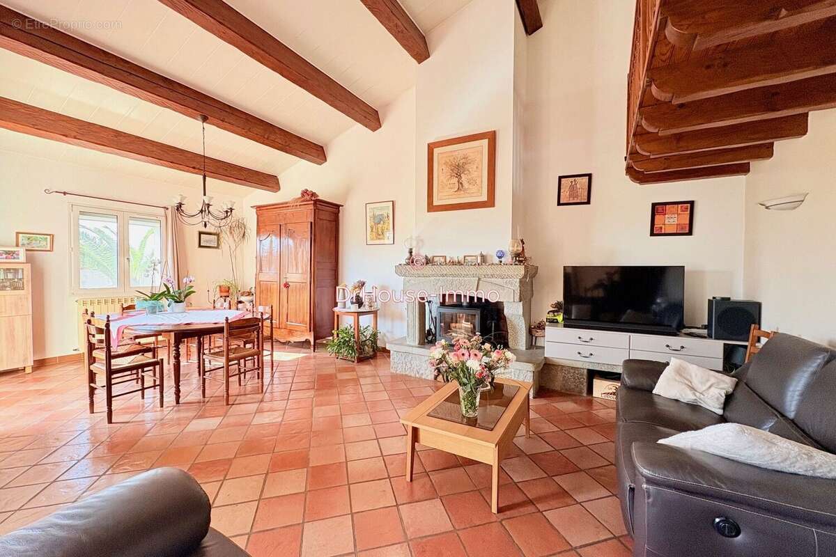 Maison à RIEUX-MINERVOIS