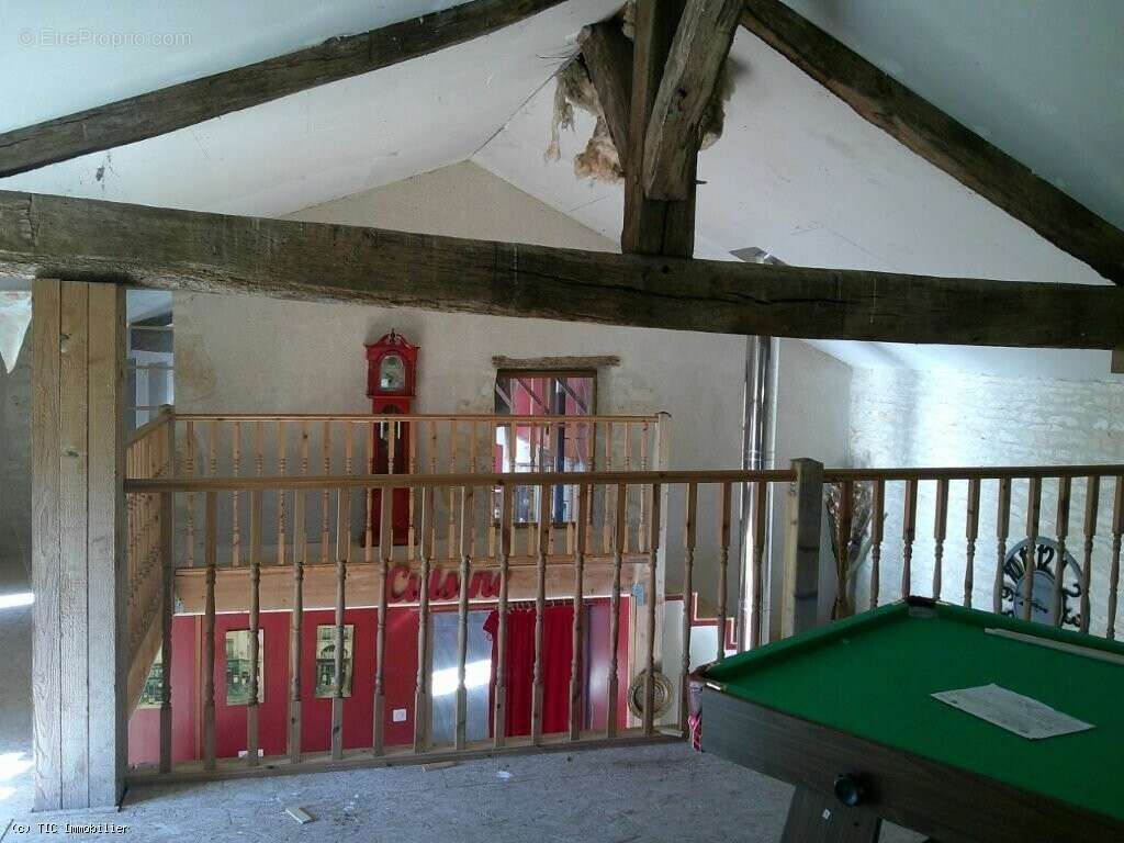 Grange Rénovée : Comprenant 4 Chambres et Terrain de 4382m² - photo 14