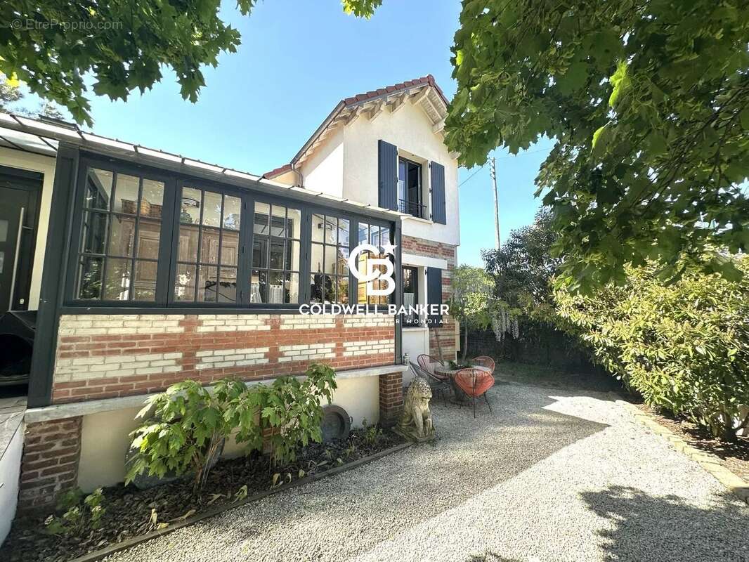 Maison à LE VESINET
