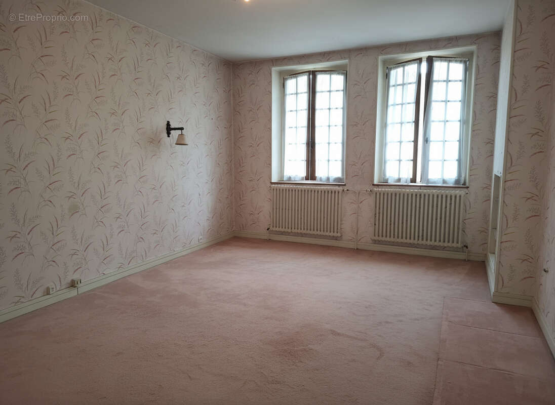 Appartement à SAINT-AMAND-MONTROND