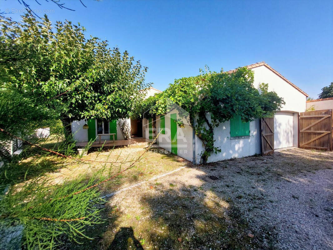 Maison à ETAULES
