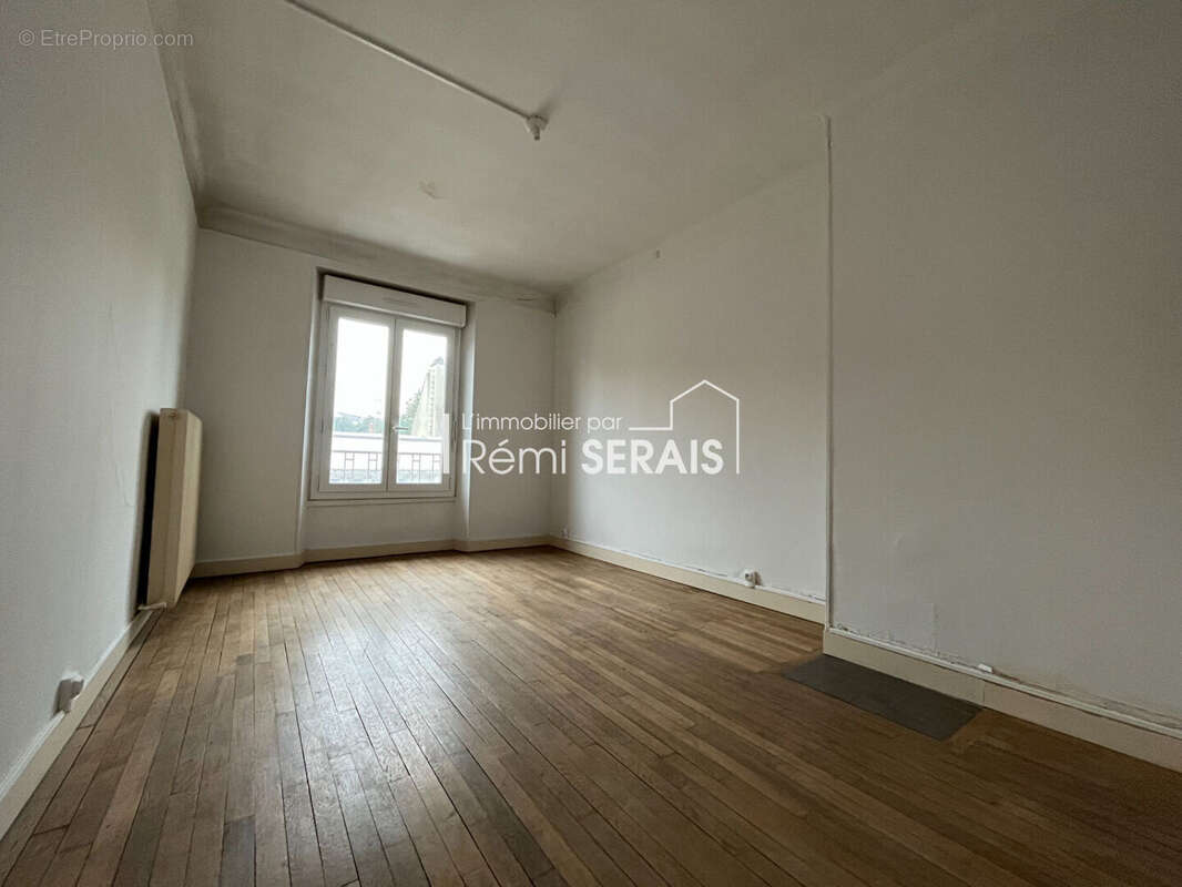 Maison à CONDE-SUR-NOIREAU