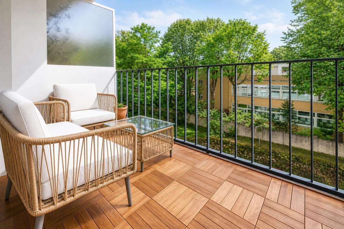 Saint-Cloud - Quartier Val d’Or - 71m² rénové - 3 chambres - Balcon - Gare 4mn - photo 7