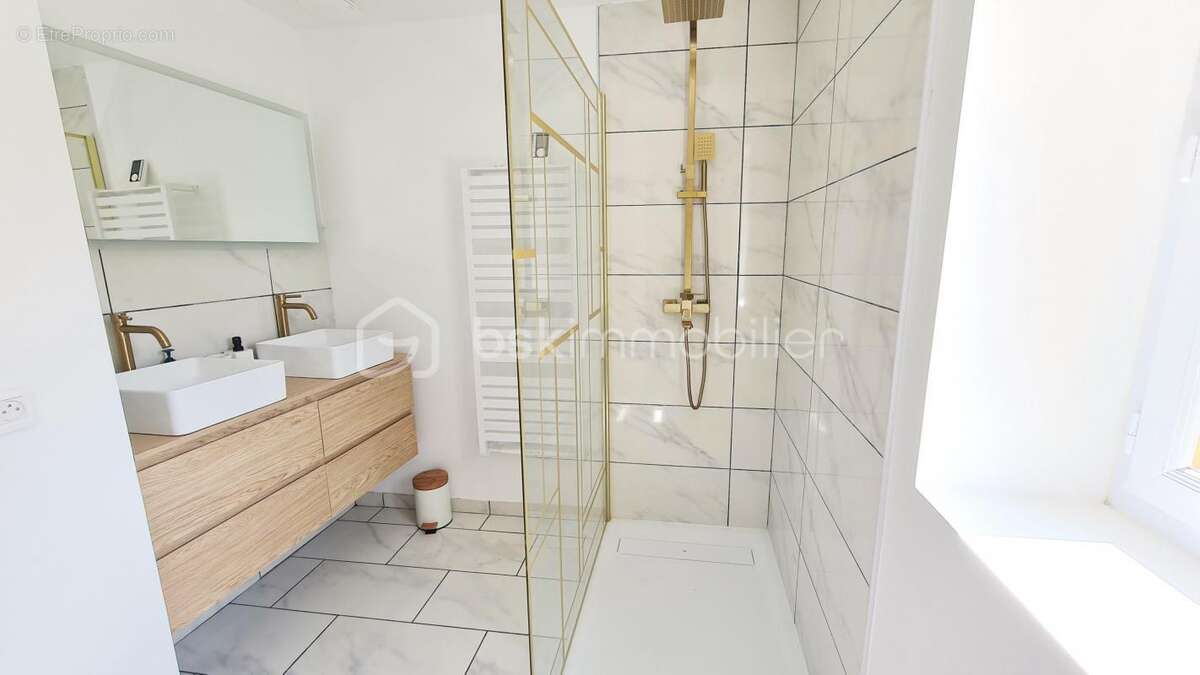 Maison à CLAYE-SOUILLY