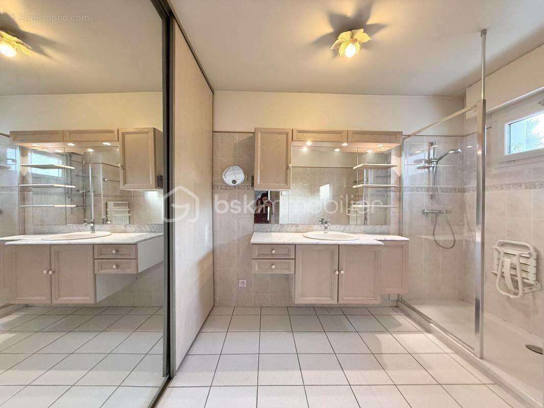 Appartement à ANNECY-LE-VIEUX