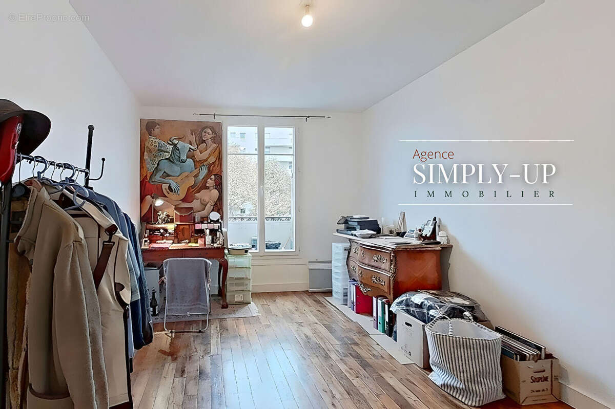 Appartement à NEUILLY-SUR-SEINE