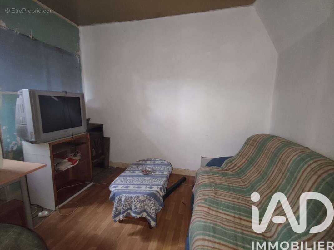 Maison 53 m² à Cronat  - photo 6