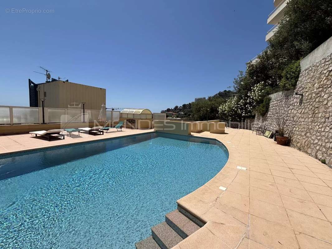 Appartement à BEAUSOLEIL
