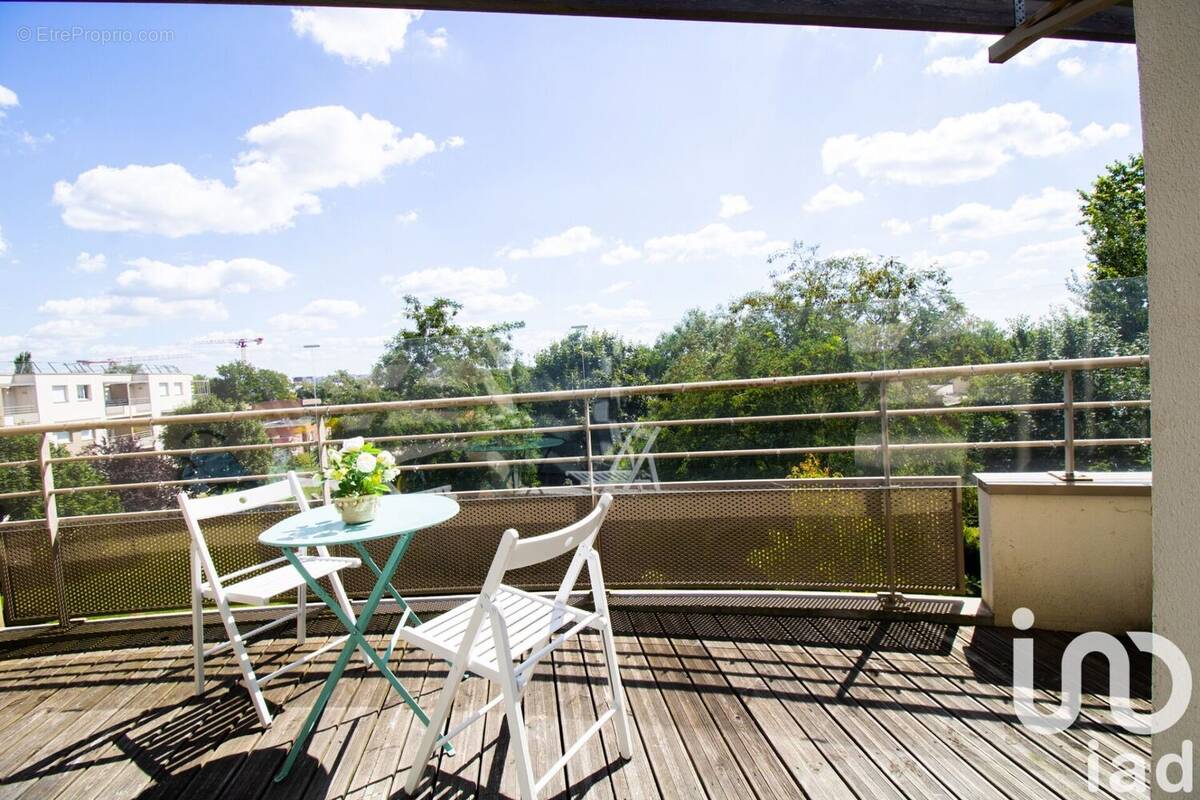 Photo 1 - Appartement à MONTEVRAIN