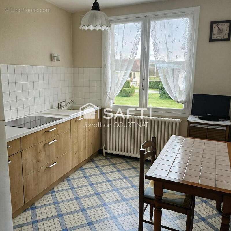 Photo 5 - Maison à CUSSET