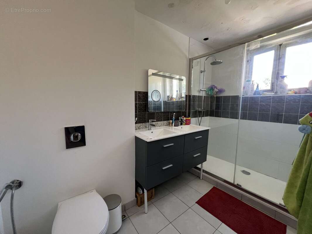 Maison 97 m² à Angers  - photo 7
