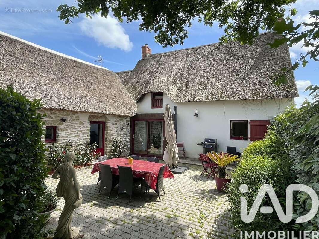 Photo 1 - Maison à SAINT-LYPHARD