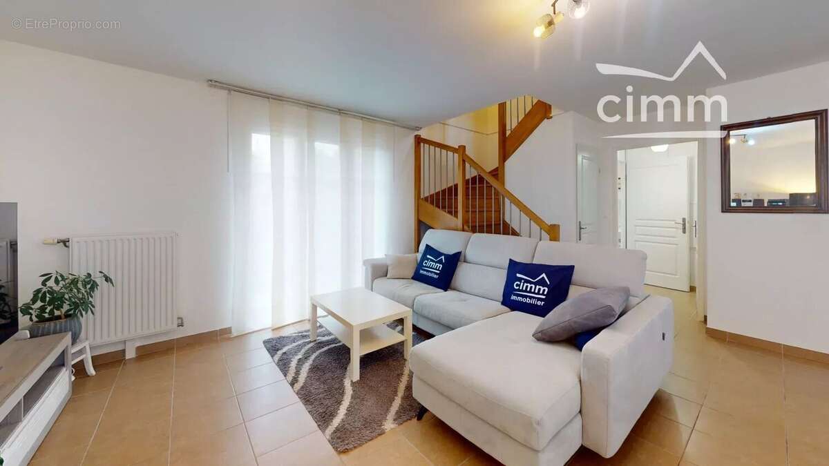 Maison à SAINT-CYR-EN-VAL