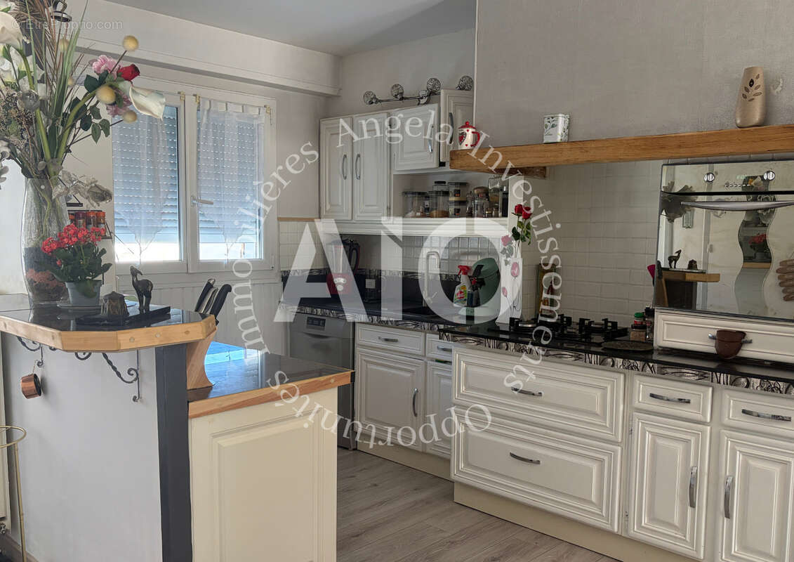 Superbe maison avec piscine à Jonage  - photo 5