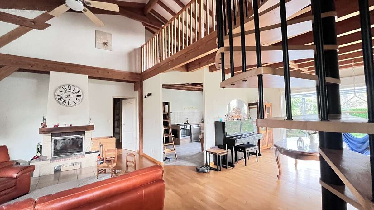 Maison à L&#039;ISLE-JOURDAIN