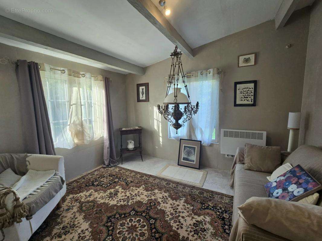 Maison à VERTEILLAC