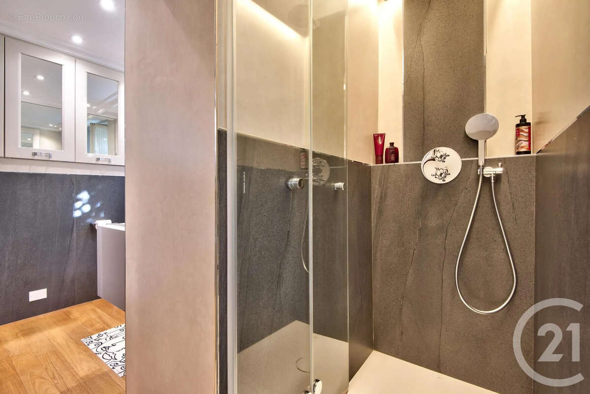 Appartement à BEAULIEU-SUR-MER