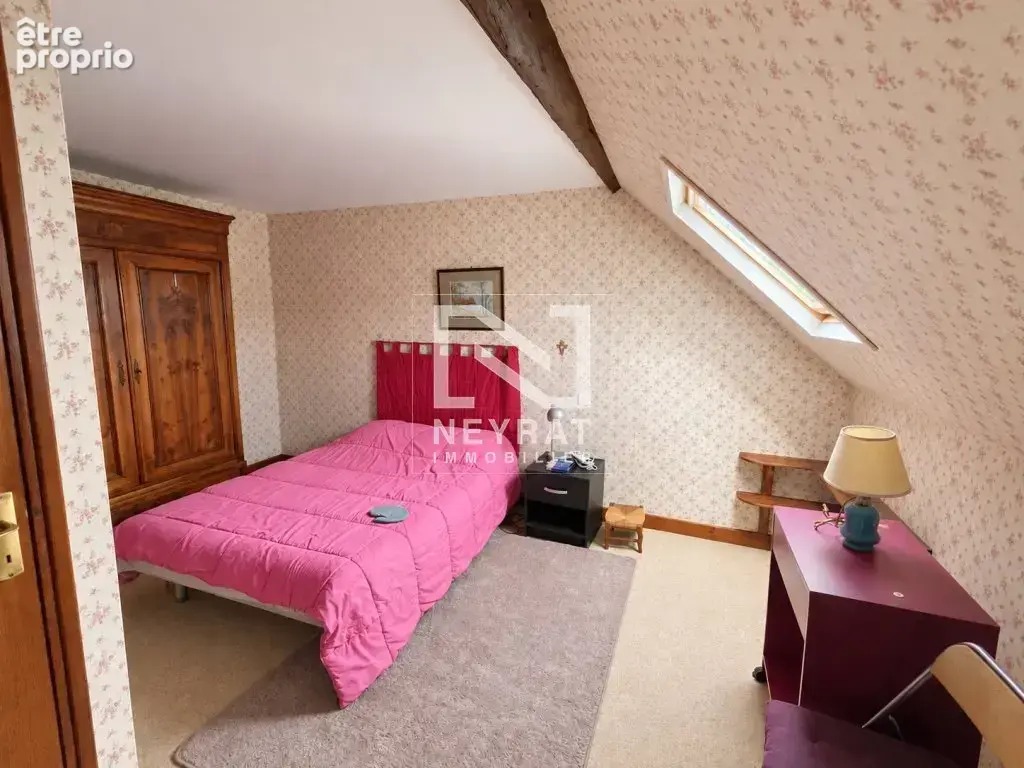Au calme d'un petit quartier de village, une maison en pierre pleine de potentiel - photo 21