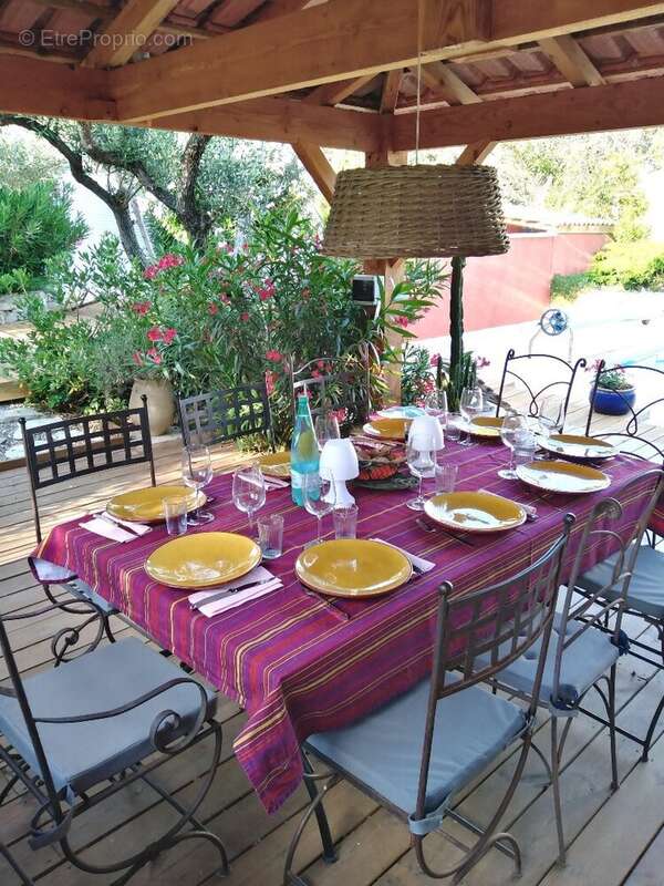 Maison à SAINT-BAUZILLE-DE-MONTMEL