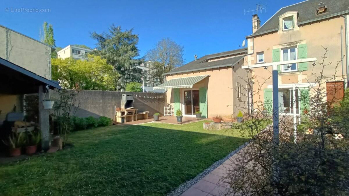 Maison à POITIERS