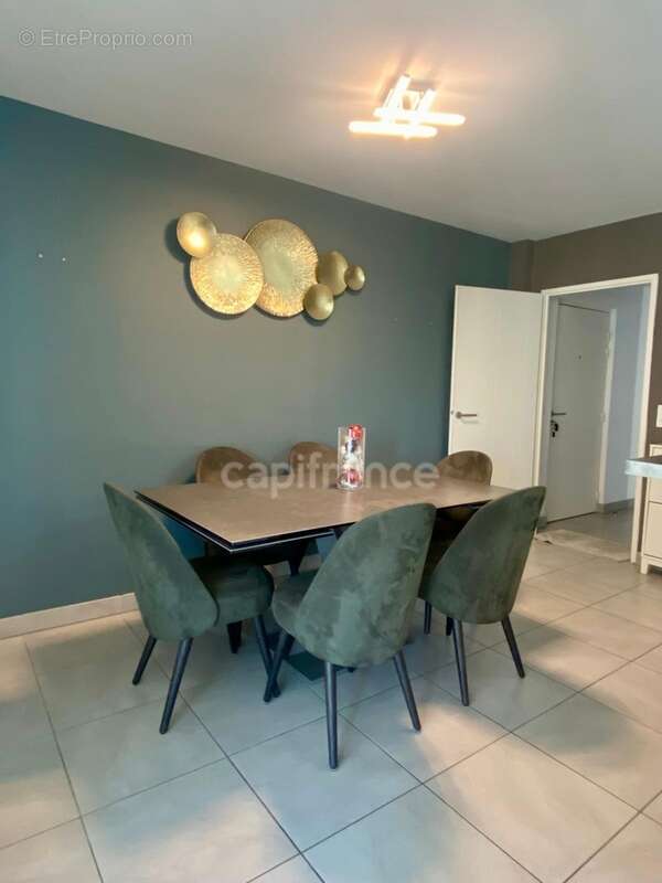 Appartement dernier étage avec terrasses 55m² à vendre 4 pièces MONTPELLIER (34) - photo 3