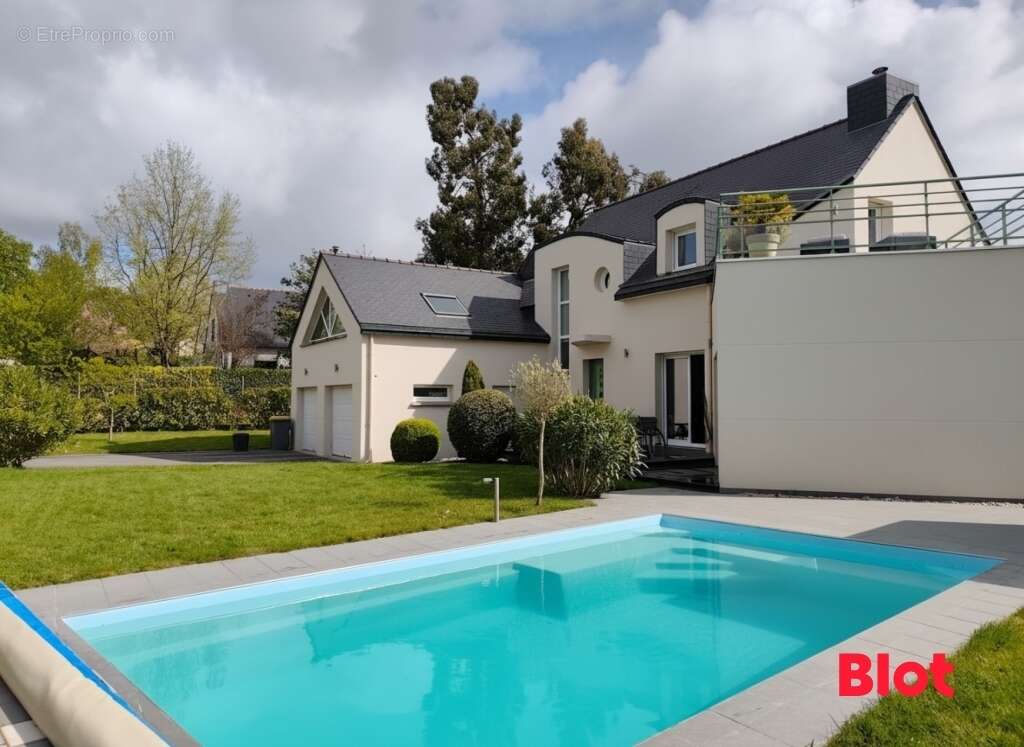 Maison à MONTREUIL-LE-GAST