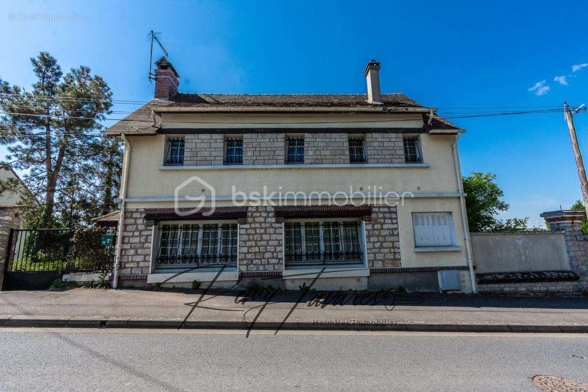 Maison à SOUPPES-SUR-LOING