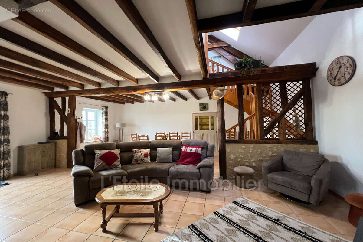 Maison à MORTAGNE-AU-PERCHE