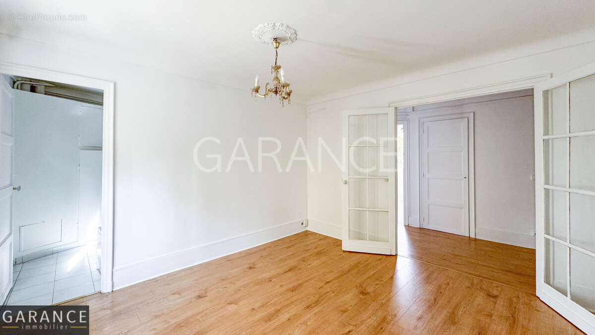 Appartement à PARIS-12E
