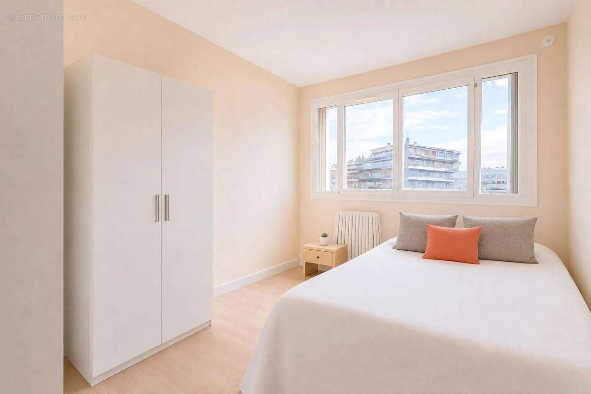 Appartement LOUÉ de 4 pièces de 68 m2 en vente à Grenoble - photo 4