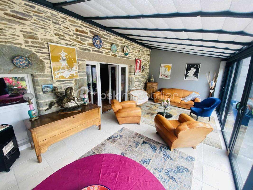 Maison de Charme 3 Chambres MONTERTELOT (EXCLUSIVITE en plein Bourg) - photo 14