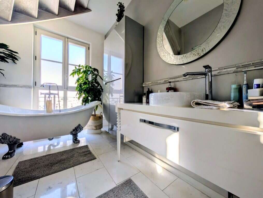 Appartement 202 m² à Dijon  - photo 9