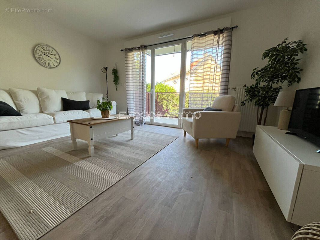 Appartement à NOTRE-DAME-DE-BONDEVILLE